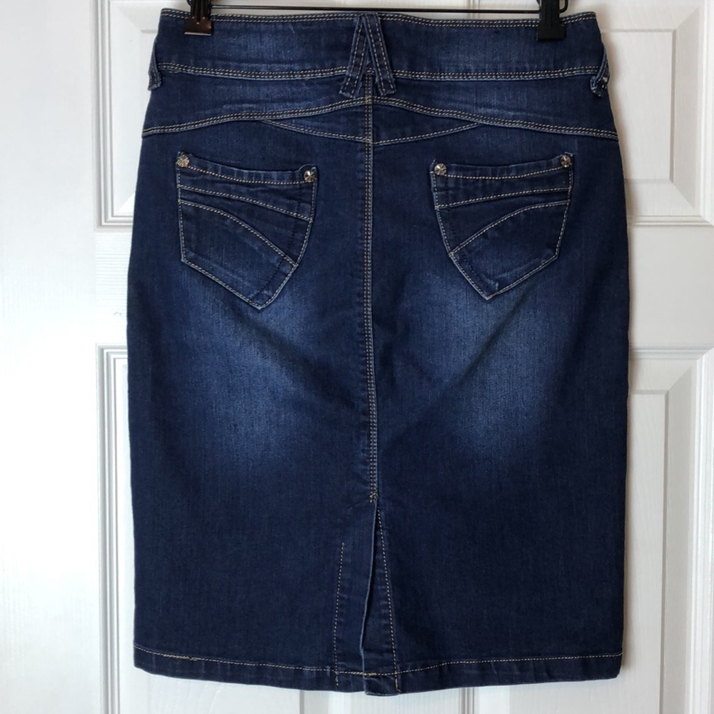 NAUTEX JEAN COMPANY dark denim midi skirt. SZ 29, stitch design front &back